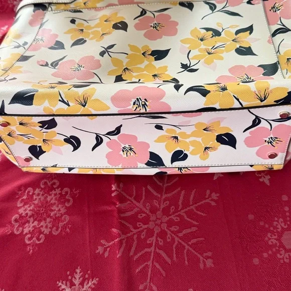 Kate Spade Pink and Yellow Floral Tote zipper interior padded large compartment - Picture 7 of 14